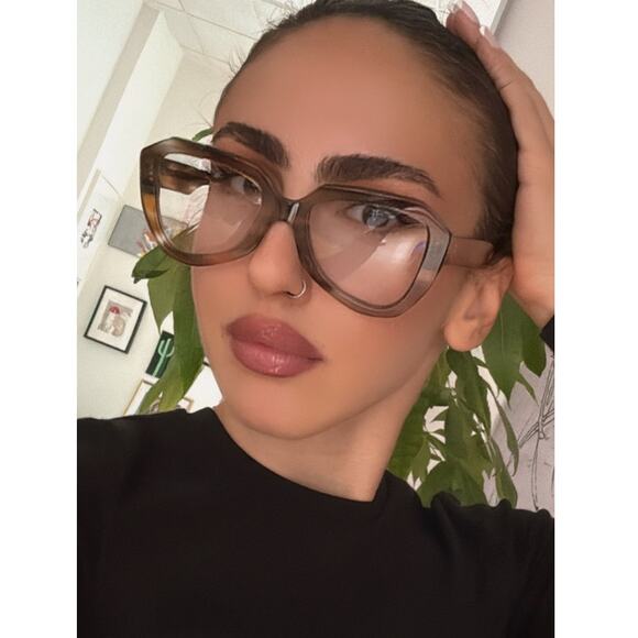 NEW Celine CL40046U Photochromic Sunglasses in Brown - Picture 1 of 7